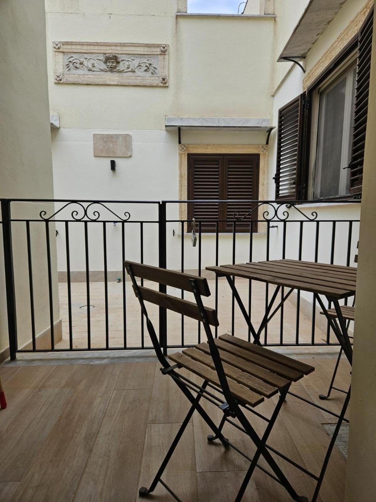 Porta D Ossuna Comfort Apartments Palermo Buitenkant foto